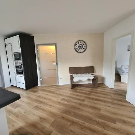 Grosse Naehe Flughafen Koeln Bonn Appartement