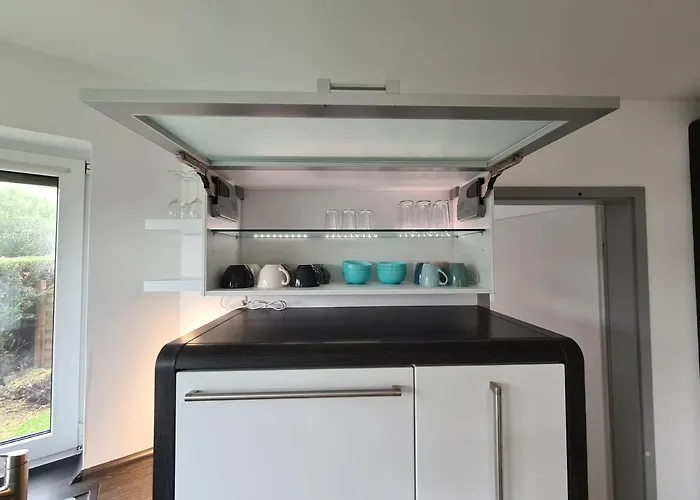 Grosse Naehe Flughafen Koeln Bonn Troisdorf